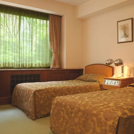 Hilltop Hotel-2